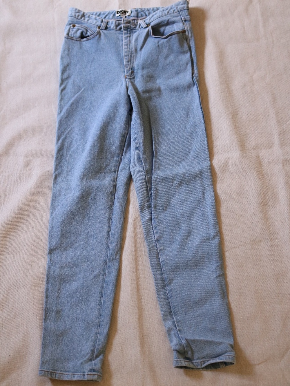 DKNY Jeans Women's 12 High Waist Mom Straight Leg Light Wash Vintage 90s Denim